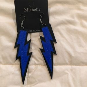 ⚡️lightening bolt earrings⚡️